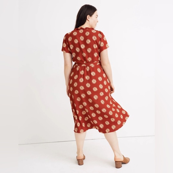 Madewell Ruffle-Edge Wrap Midi Dress in Daisy Daydream - Size XS - Picture 3 of 4